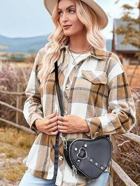 Gothic Black Heart Shaped Bag PU Leather Small Crossbody Purse w Silver